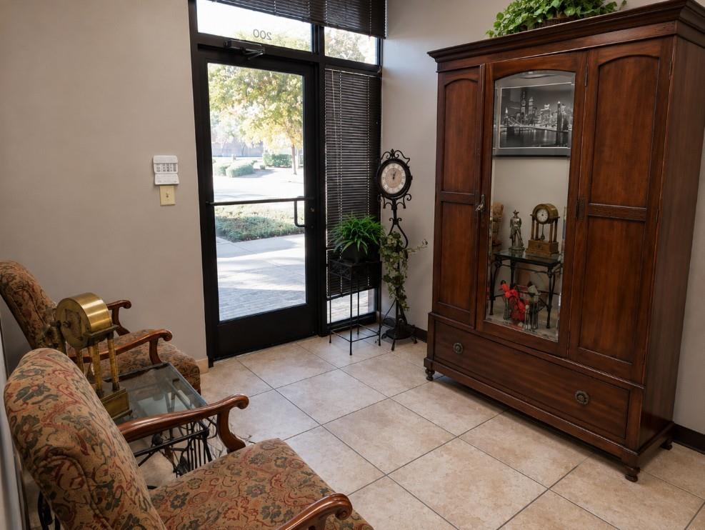 6570 Naaman Forest Boulevard 4-200