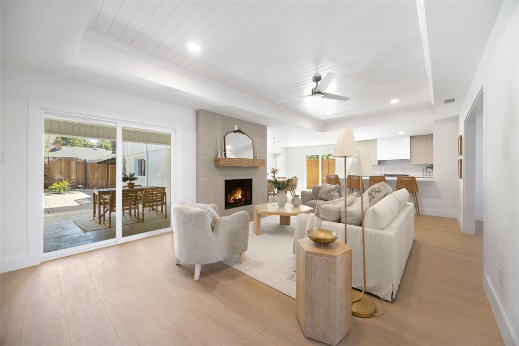 13824 Far Hills Lane