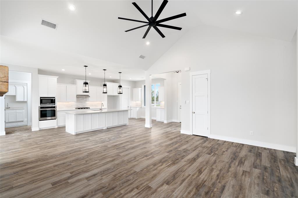 Creekside Estates - Residential