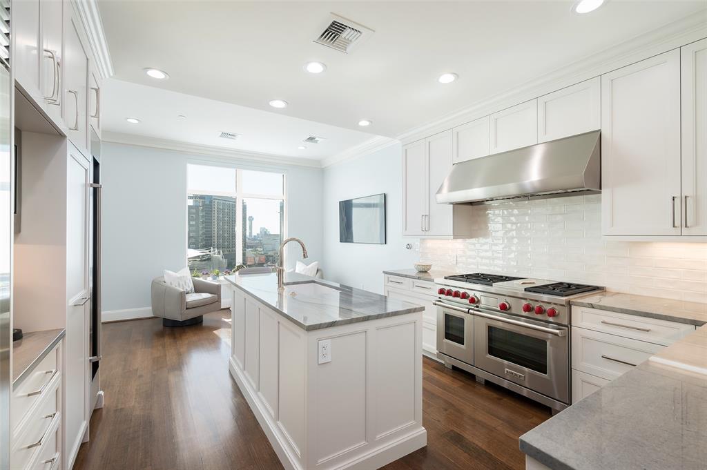 TOWER AND REGENCY ROW RES CONDOS - Residential