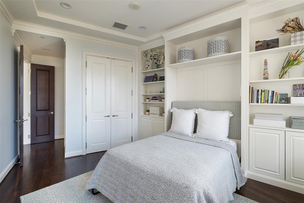 TOWER AND REGENCY ROW RES CONDOS - Residential