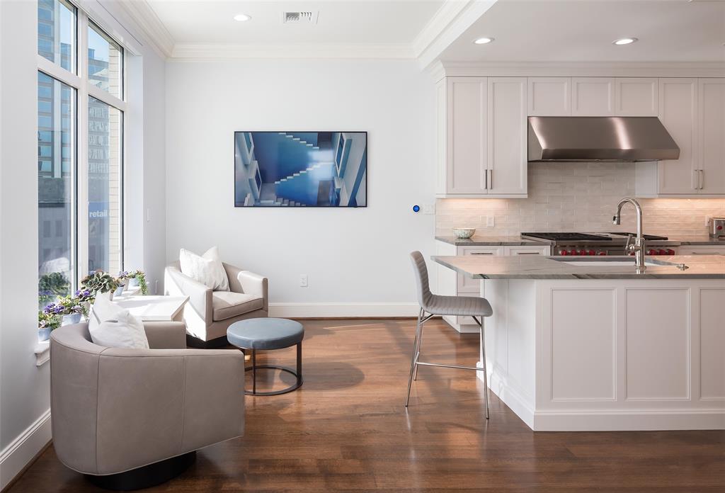 TOWER AND REGENCY ROW RES CONDOS - Residential