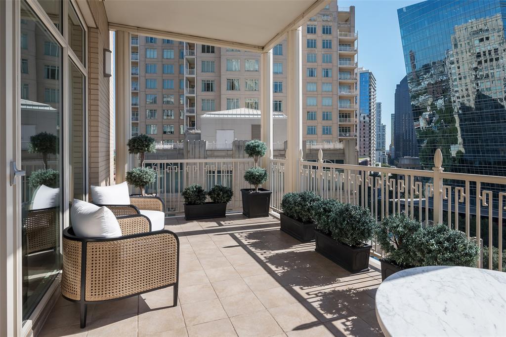 TOWER AND REGENCY ROW RES CONDOS - Residential