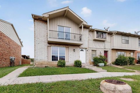 32 W Creek Lane 2 Grand Prairie TX 75052