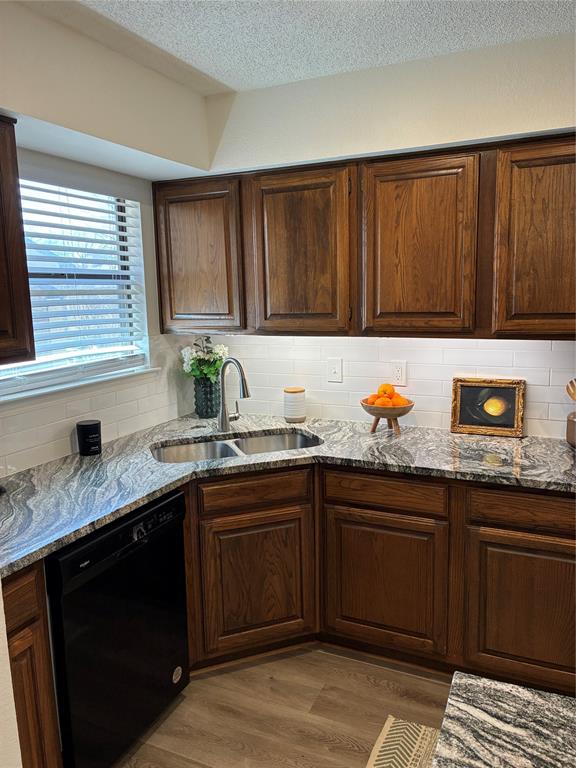 Cloisters Condo The - Residential Lease