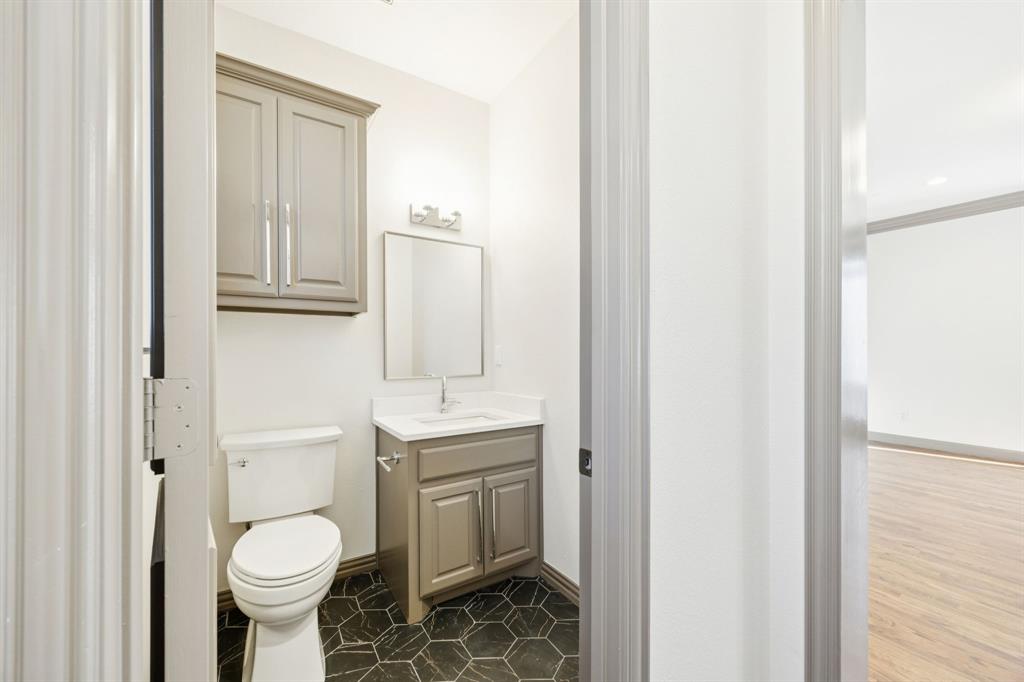 Ross Avenue Heights - Residential