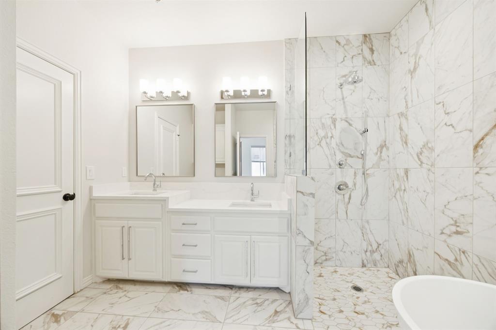 Ross Avenue Heights - Residential