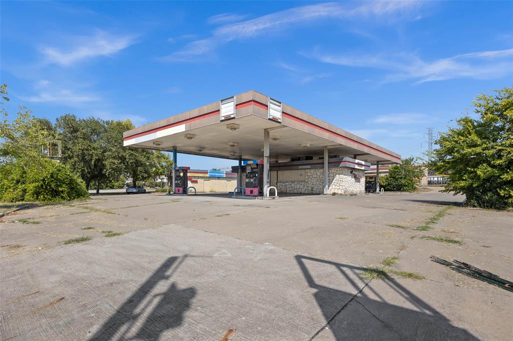 801 W Park Boulevard