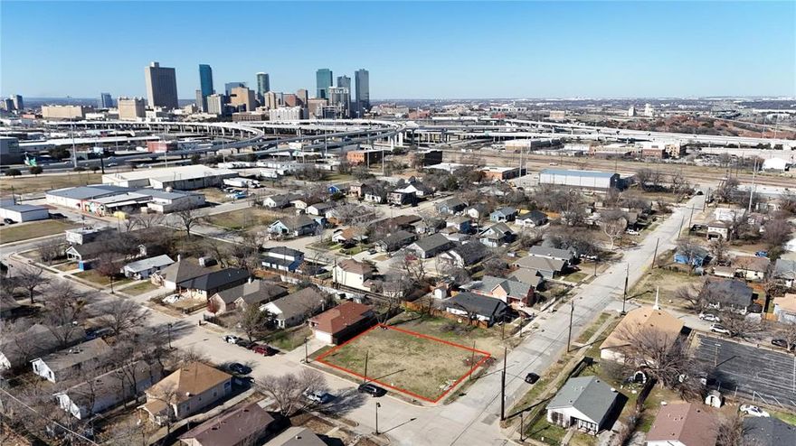 Prime 7,000 sq. ft. corner lot in Fort Worth’s Historic Southside, just minutes from downtown, offering a rare development opportunity in a rapidly growing area. Centrally located with easy access to major highways, hospitals, and entertainment districts, this lot is perfect for builders and investors. Zoned for residential use, this property is ideal for custom homes or rental properties.