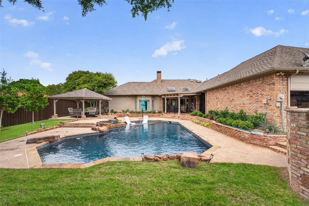 Prestonwood Crk 02 - Residential