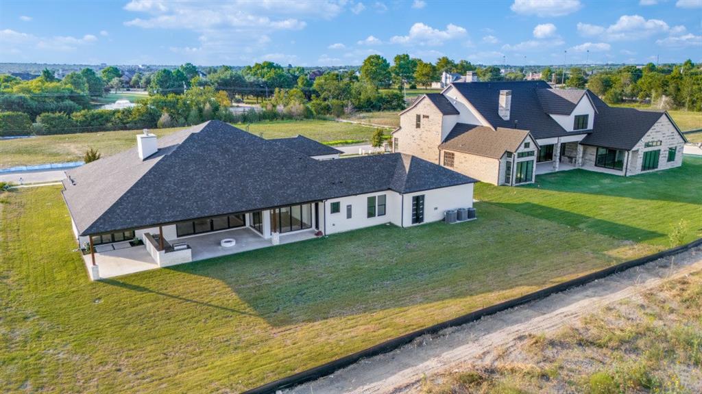 328 Longview Place
