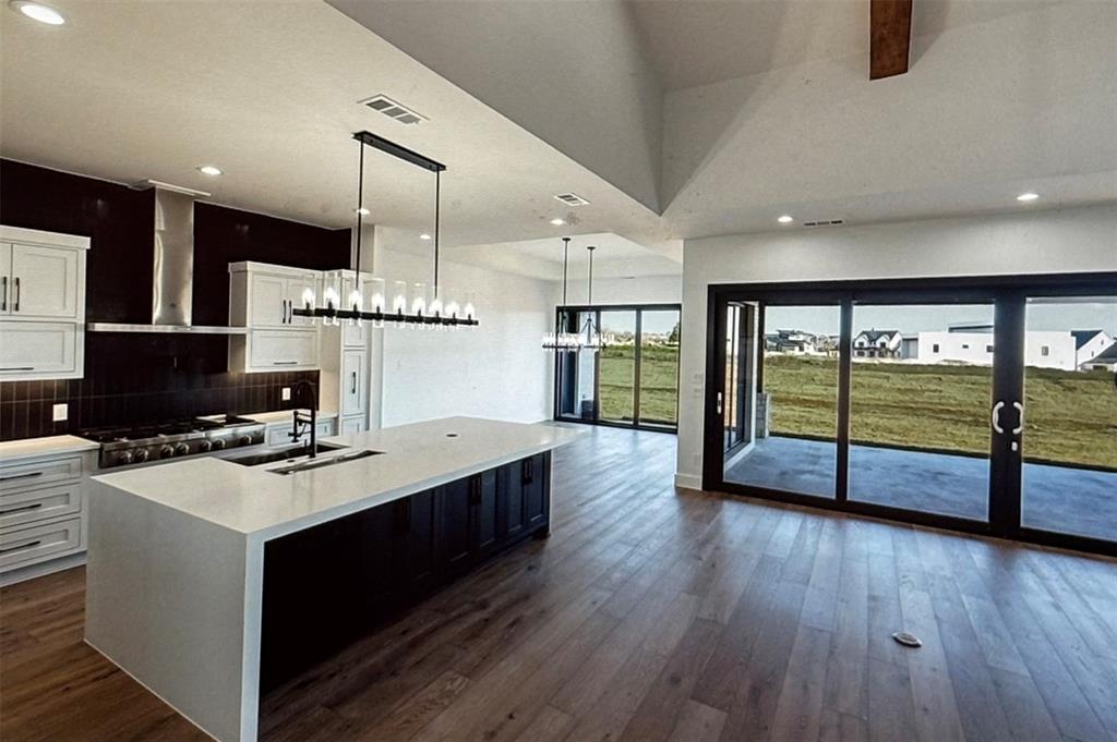 328 Longview Place