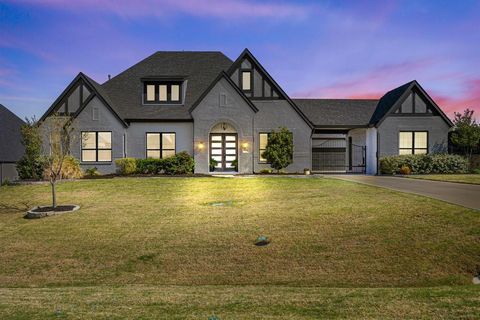 Photo of 710 Singing Water Drive, Rockwall, TX 75087 (MLS # 21223974)