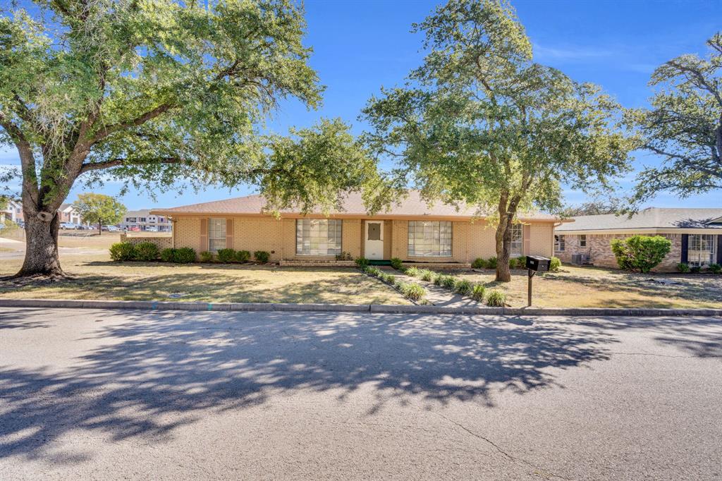 120 Mockingbird Lane