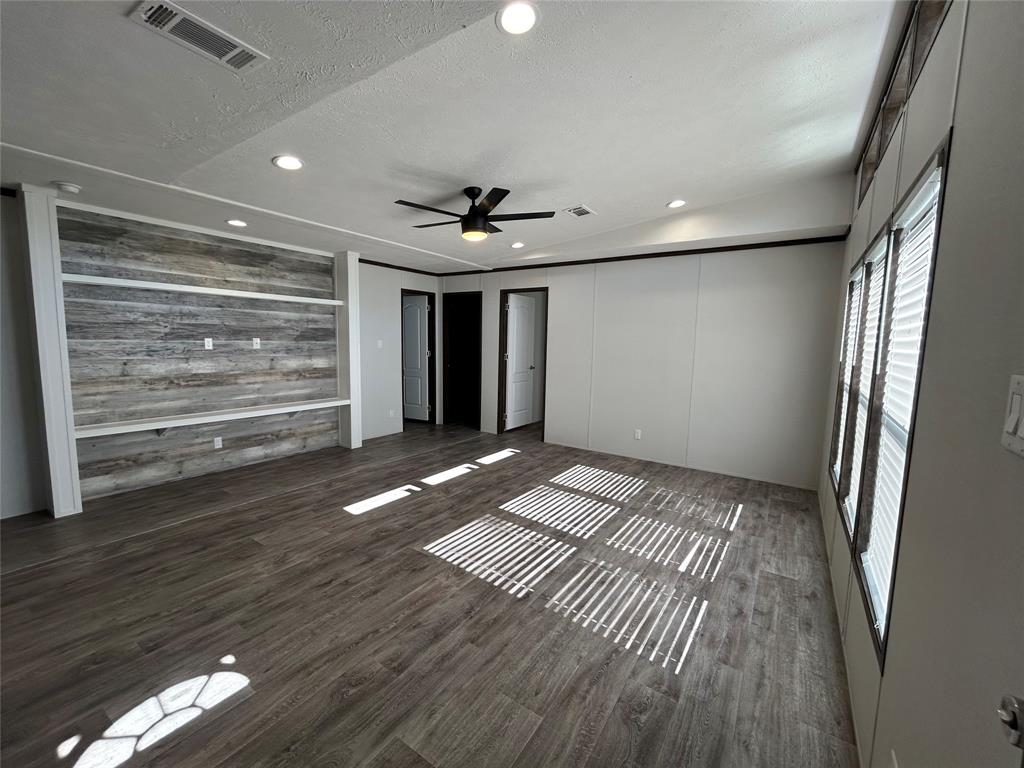 Holiday Village - Residential