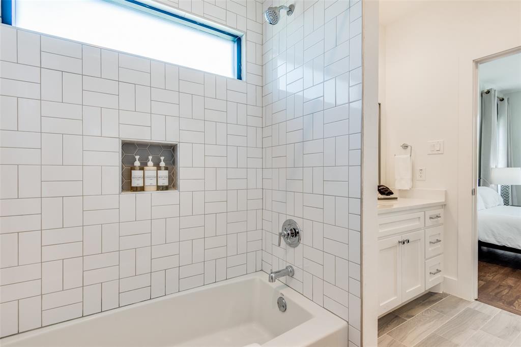 University Blvd Terrace - Residential