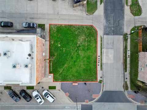 5216 Bexar Street Dallas TX 75215