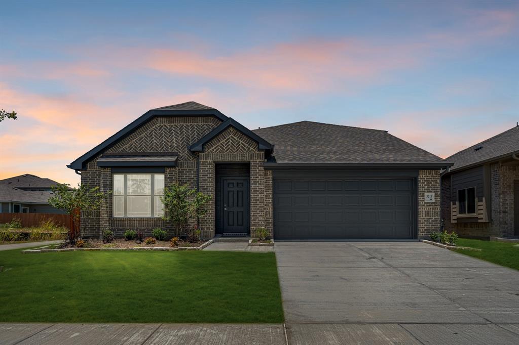 3215 Blossom Trail