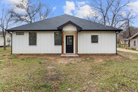 A home in Pittsburg