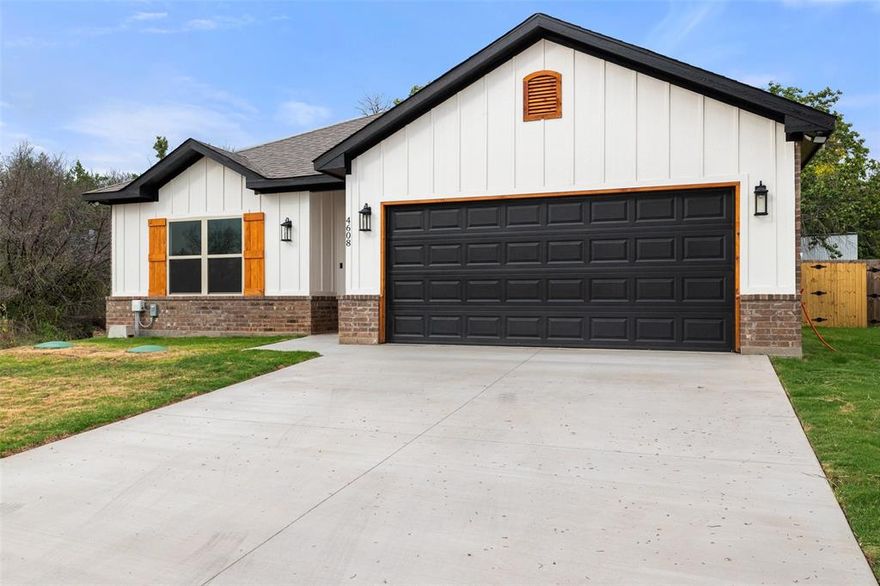 Discover modern comfort and style in this beautiful new construction by local builder Cinch Construction, ideally located on the desirable north side of the Canyon Creek community. This 3-bedroom, 2-bath home offers an open, split floor plan with 10-foot ceilings, decorative recessed lighting, and an elegant eat-in kitchen featuring quartz countertops, an oversized island, and a spacious pantry. The primary suite provides a relaxing retreat with a walk-in closet, dual vanities, double sinks, a tiled shower, and ample storage.
Enjoy outdoor living on a large, sodded, privacy-fenced lot with a covered back patio, two-car garage, and aerobic septic system. Thoughtfully designed for today’s lifestyle, this home blends quality craftsmanship with timeless appeal.
Additional highlights include a builder’s warranty, full access to community amenities, and a quiet location near the gate. The manufactured home on the lot behind has been recently purchased and will be removed by the new owner.
Canyon Creek is a gated community offering a boat dock, community center, basketball court, swimming pool, and 24-hour gated security.
All information deemed reliable but not guaranteed; buyer and buyer’s agent to verify all information.