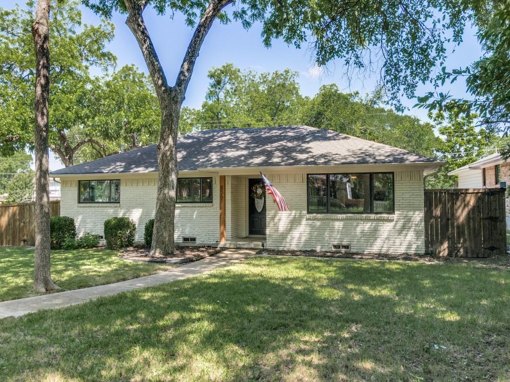 8561 Sweetwater Drive