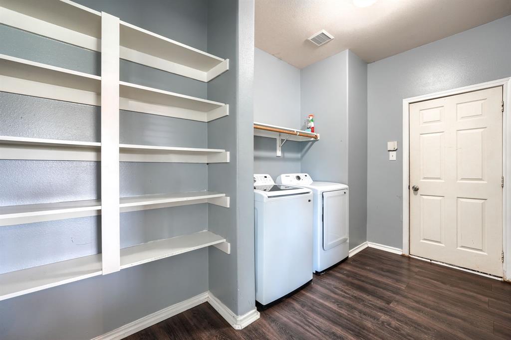 Longspur Estates - Residential