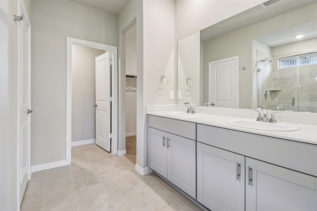 Lakehaven - Residential