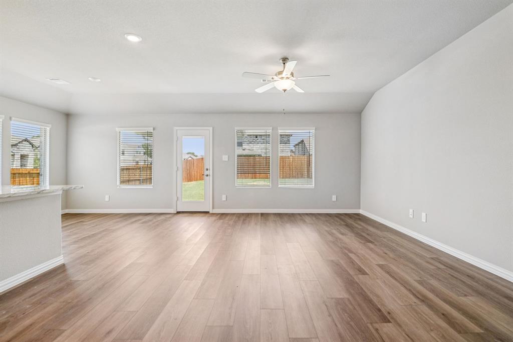 Lakehaven - Residential