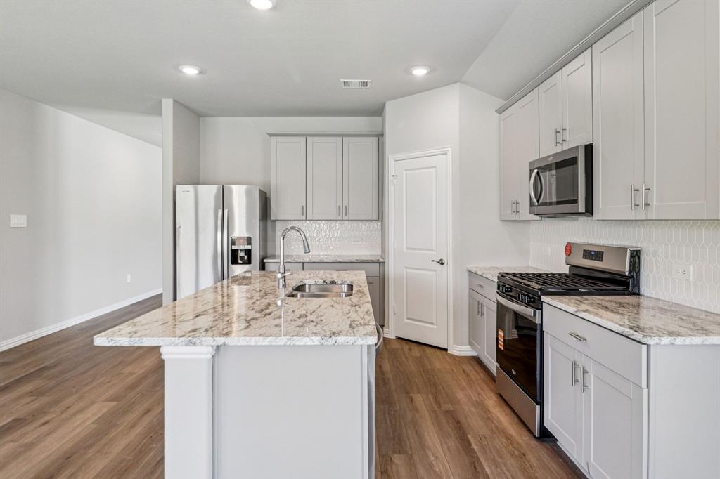 Lakehaven - Residential