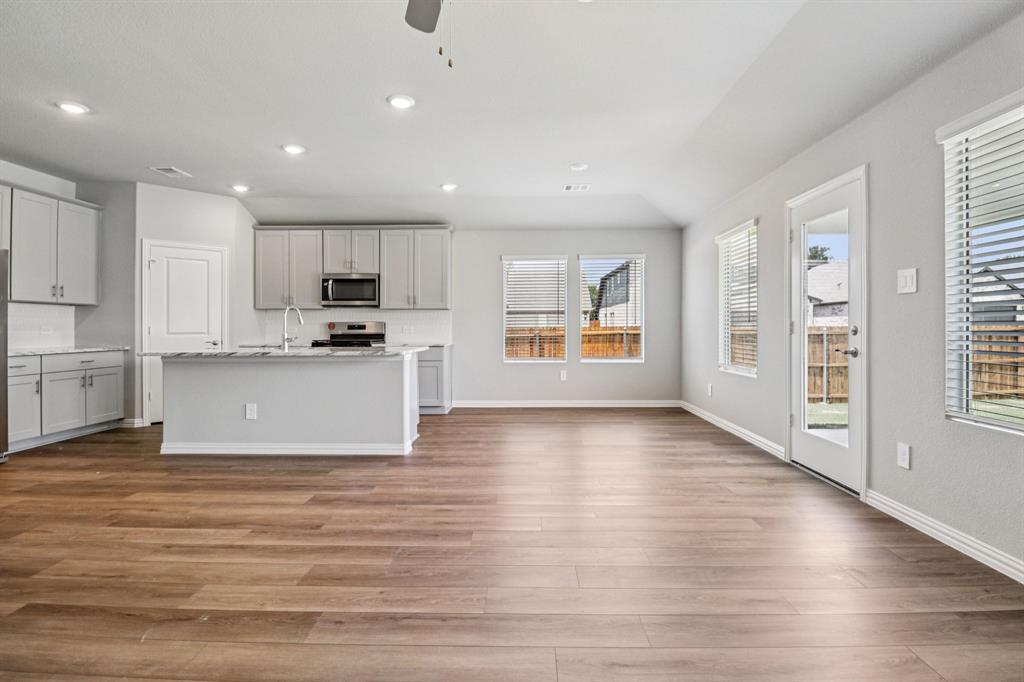 Lakehaven - Residential