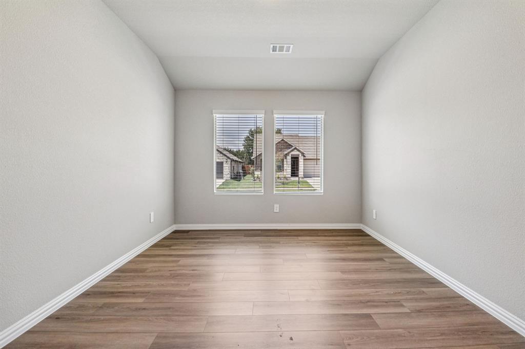 Lakehaven - Residential