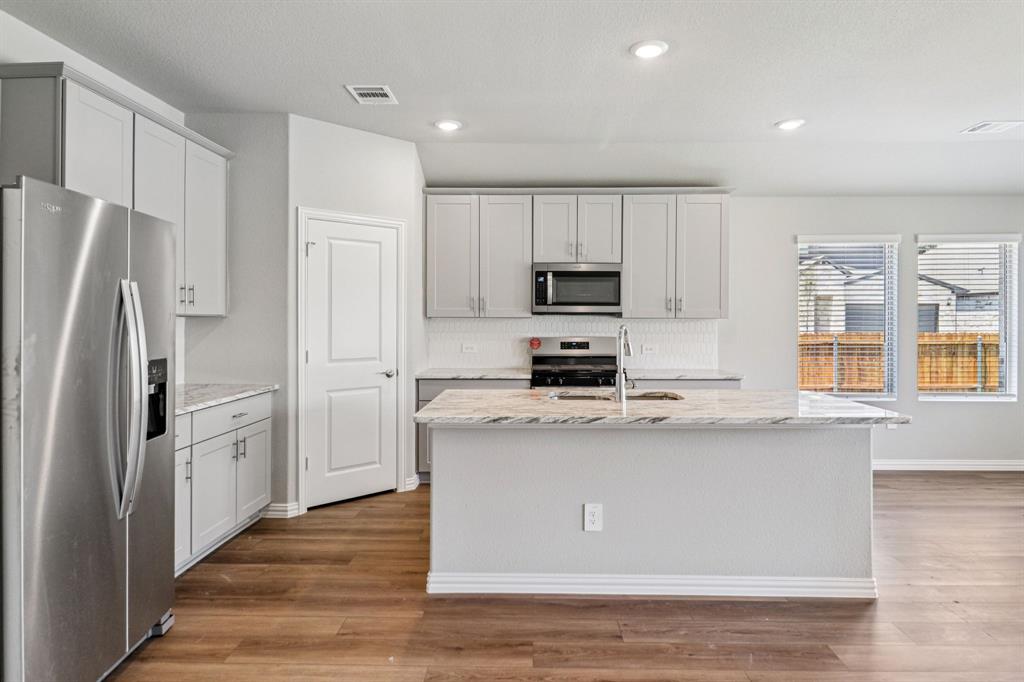 Lakehaven - Residential