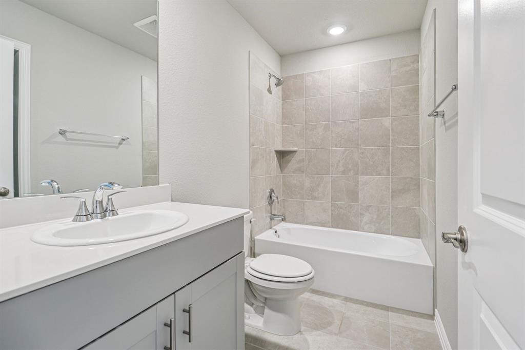 Lakehaven - Residential