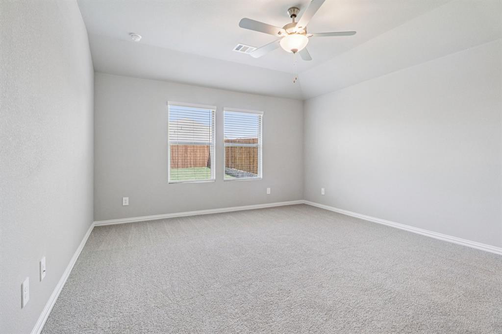 Lakehaven - Residential