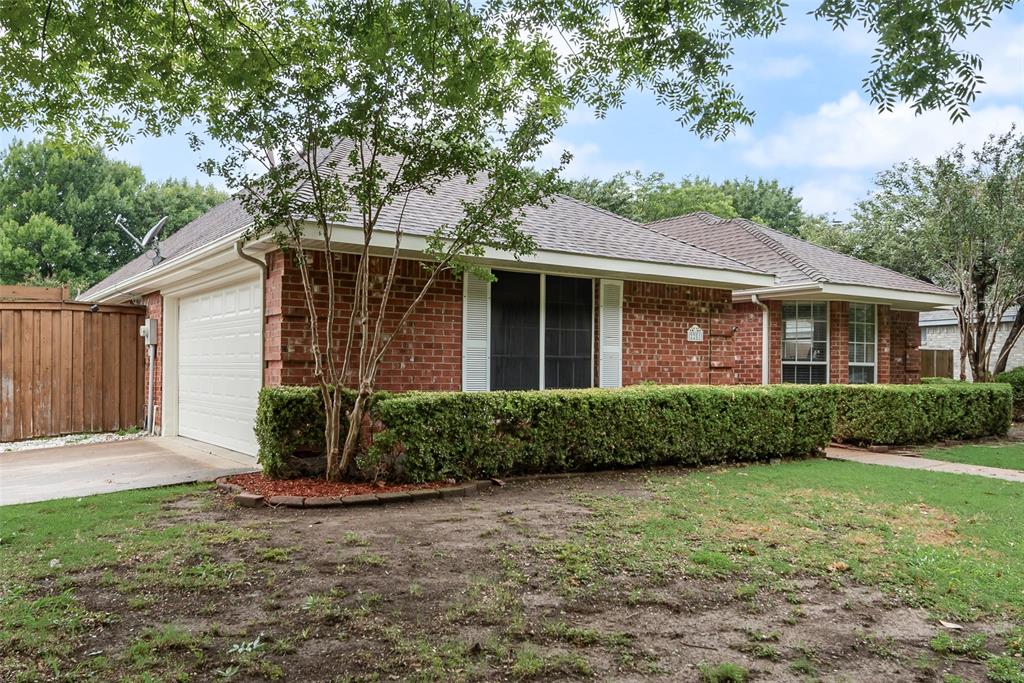 2201 Ridgewood Drive