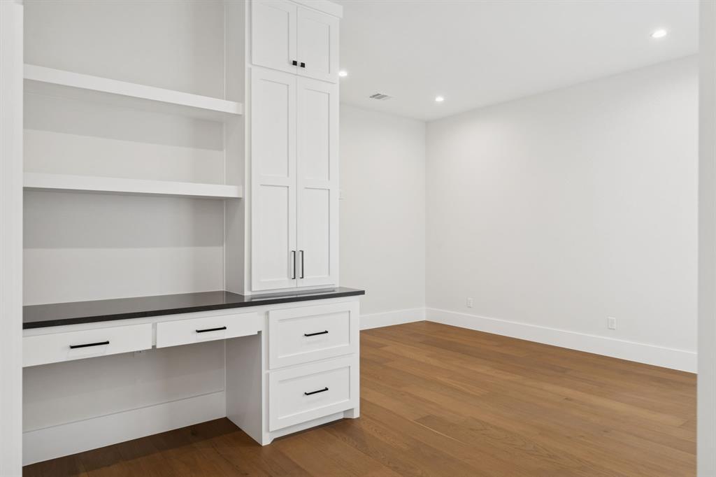 Oakbrook Hills Sub - Residential