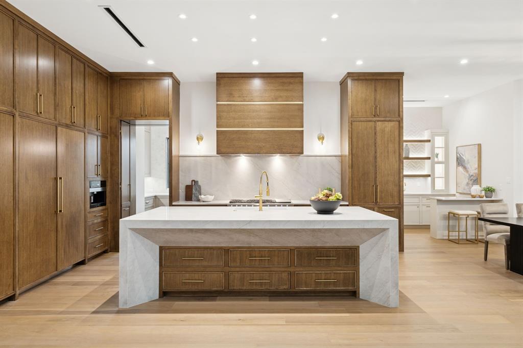 Oakbrook Hills Sub - Residential