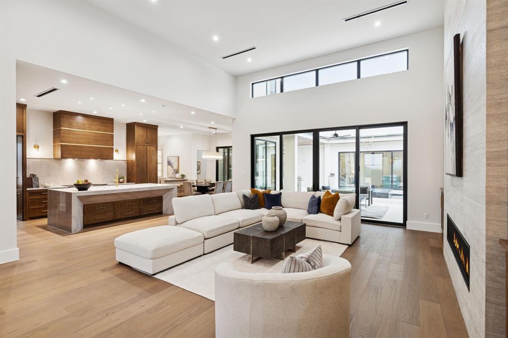 Oakbrook Hills Sub - Residential