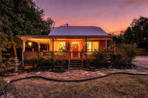 Photo of 207 Commerce Street, Cumby, TX 75433 (MLS # 21393957)