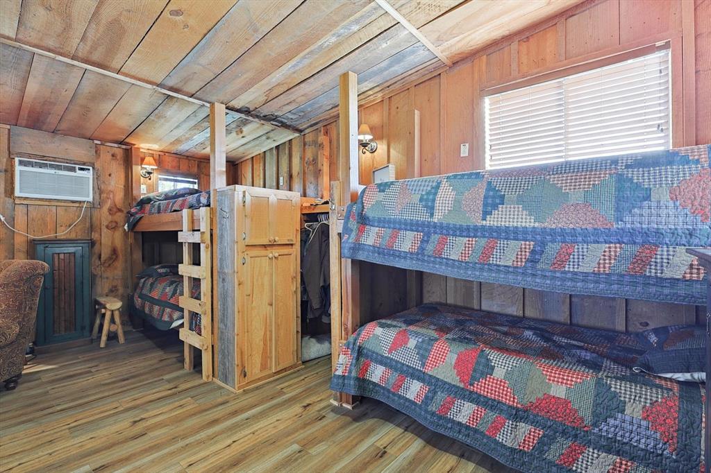 1344 SUSAN E FLANIGAN SURVEY - Farm