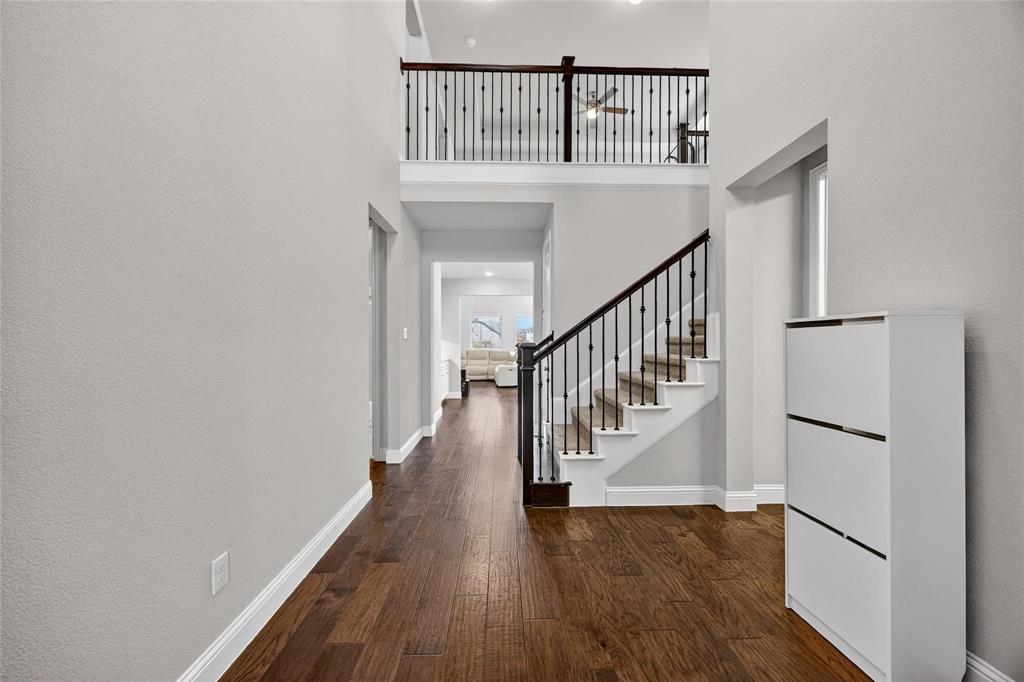 704 Corner Post Path