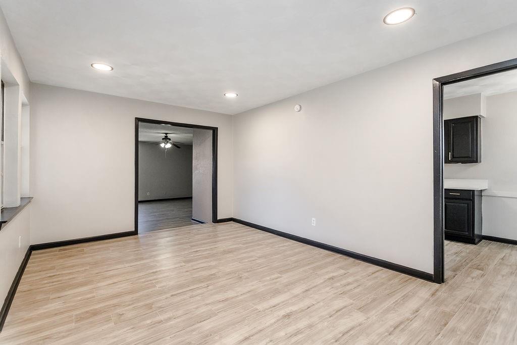 Singing Hills - Residential