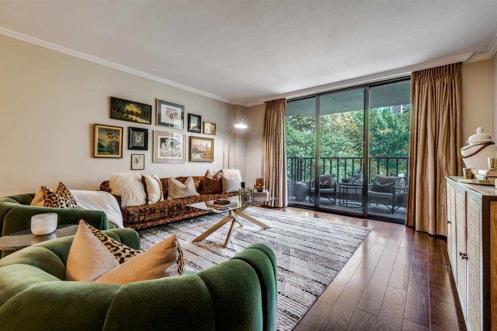 3621 Turtle Creek Boulevard 2L