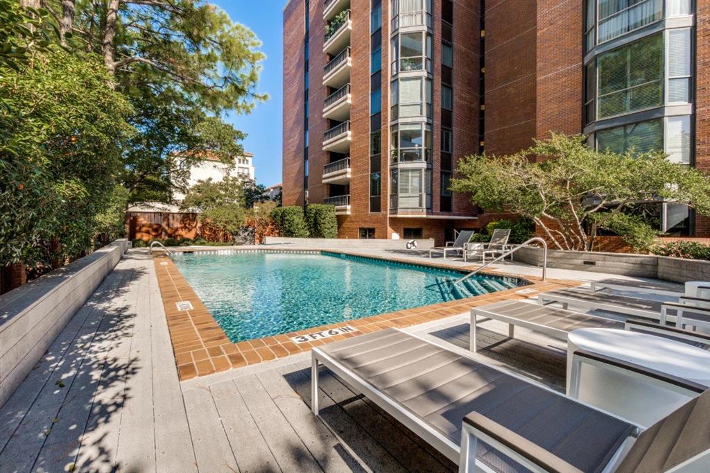 Beverly On Turtle Creek - Residential