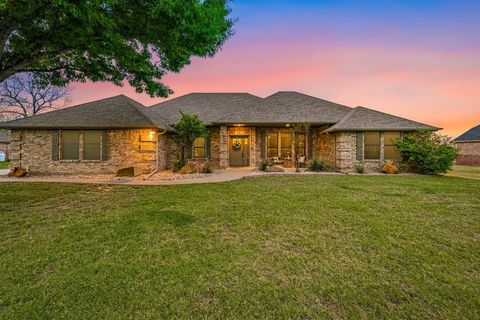 5910 Dog Leg Court Granbury TX 76049