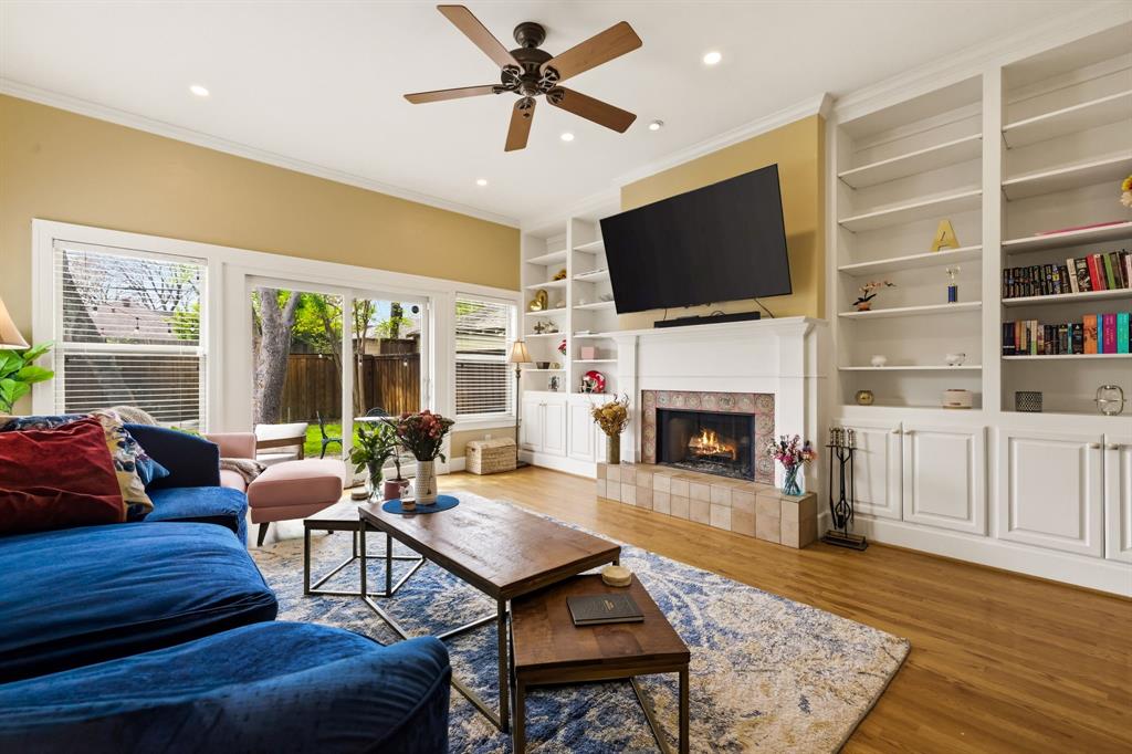 Hollywood - Residential