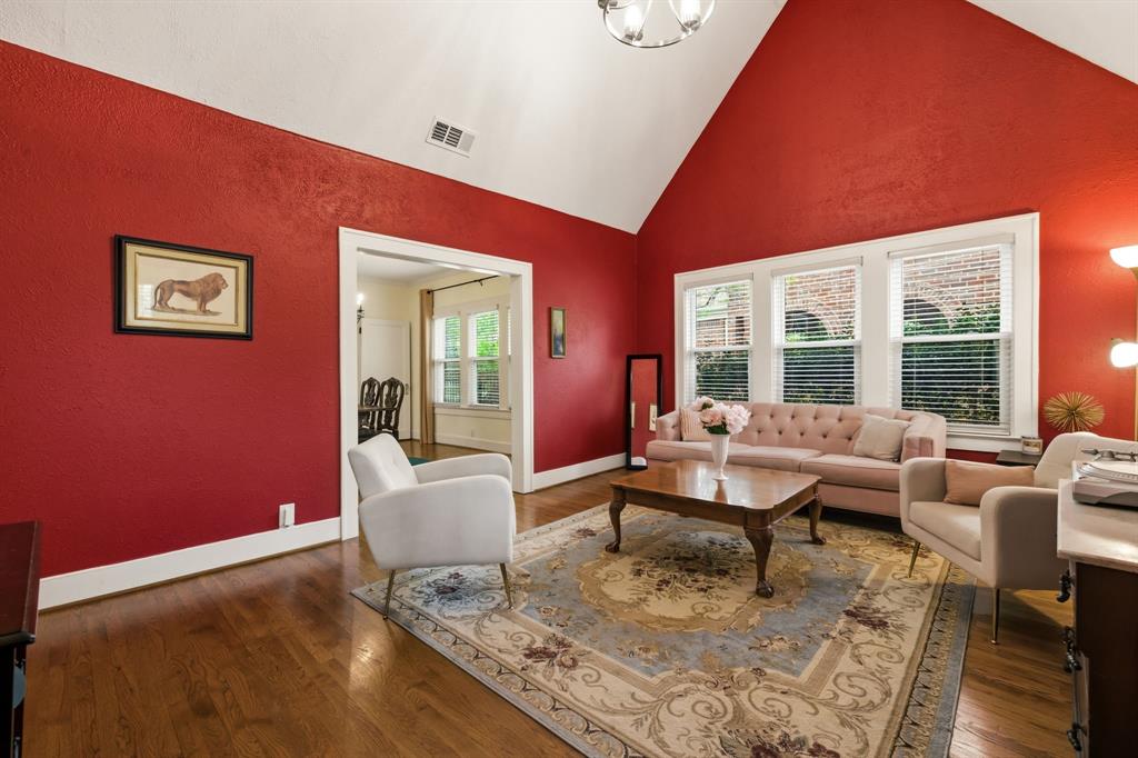 Hollywood - Residential