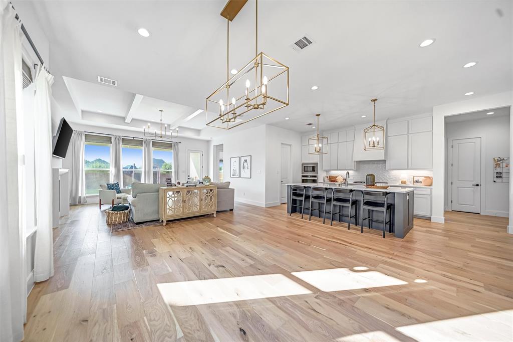 Aledo, Texas 76008, United States, 3 Bedrooms Bedrooms, ,2 BathroomsBathrooms,Residential,Pending,198718