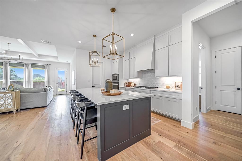 Aledo, Texas 76008, United States, 3 Bedrooms Bedrooms, ,2 BathroomsBathrooms,Residential,Pending,198718