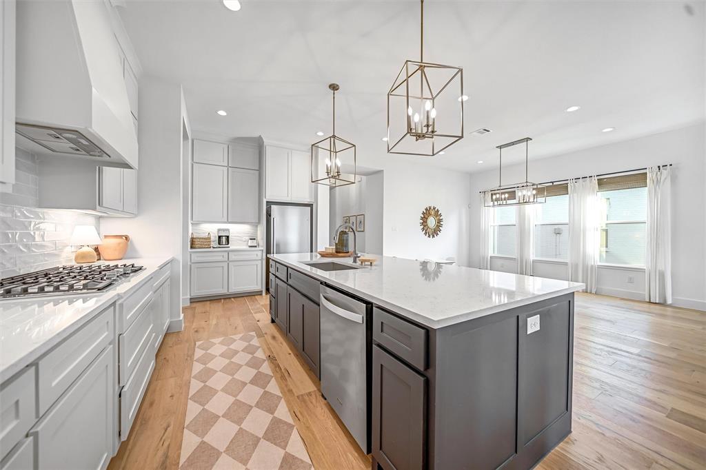 Aledo, Texas 76008, United States, 3 Bedrooms Bedrooms, ,2 BathroomsBathrooms,Residential,Pending,198718